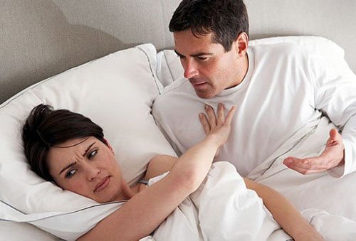 Vì sao phụ nữ bị đau rát khi quan hệ sau sinh